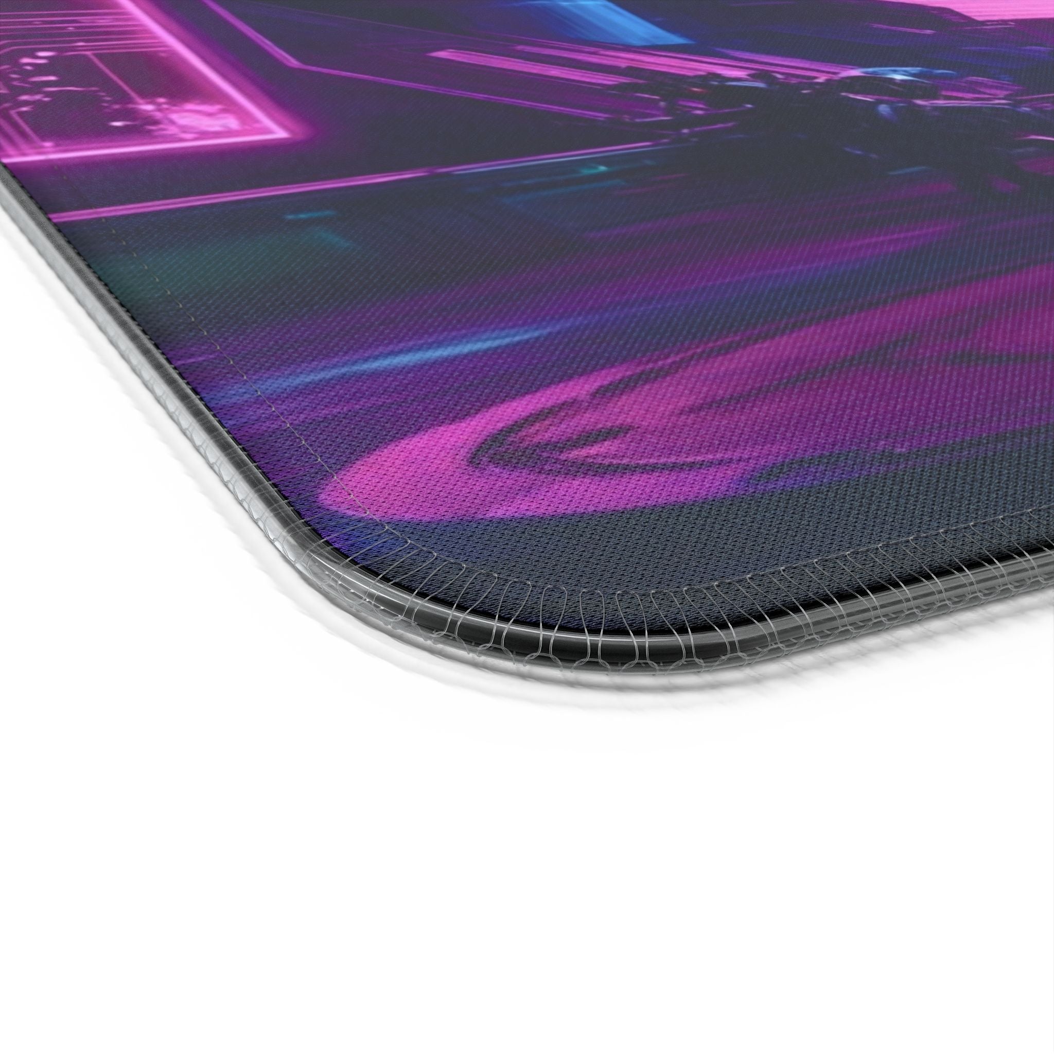 LED Gaming Mouse Pad avec Design Futuriste et Charge Sans Fil.